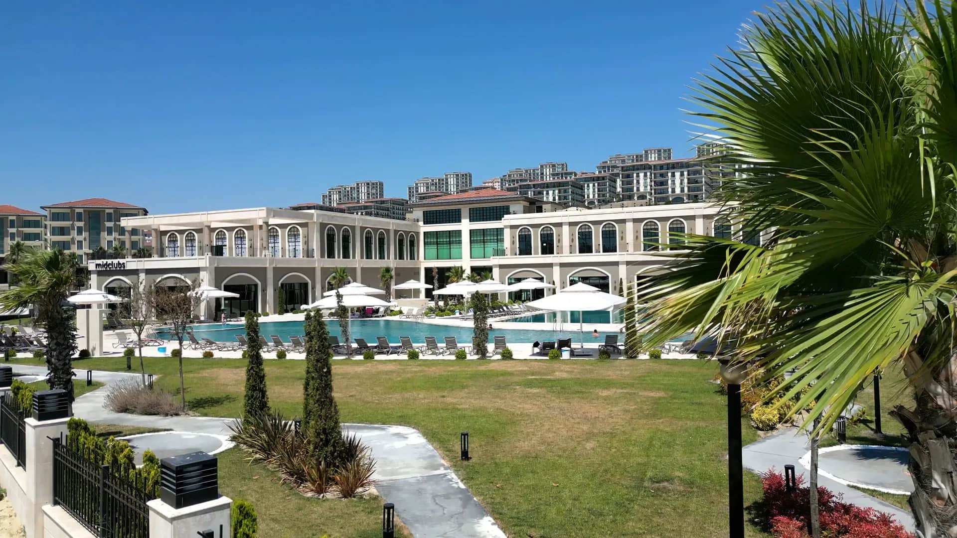 Main property image